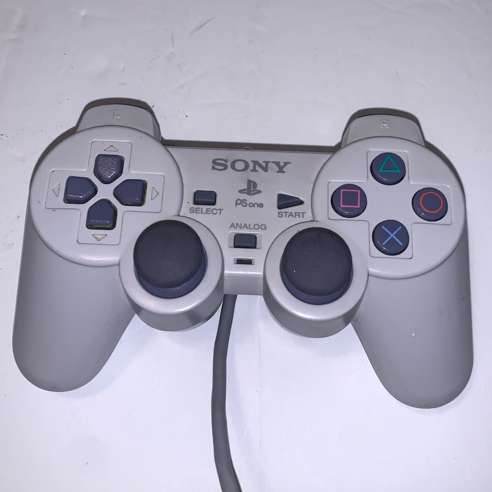 Sony PlayStation 1 (PS One) Analog Dualshock Gray Controller SCPH-110: